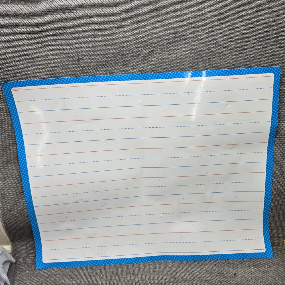 Carson Dellosa Dry Erase Chart Primary Lined Classroom 22x28 Blue Good Reusable